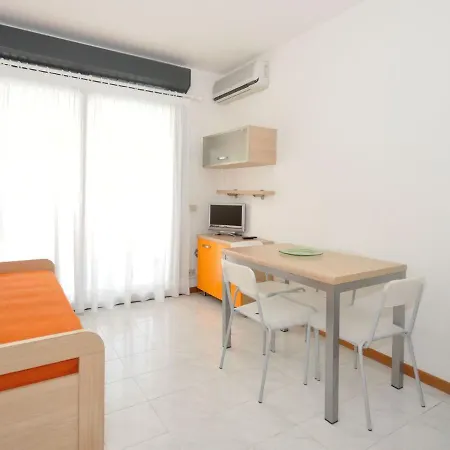 Apartment In Bibione Near Beach & Nature Reserve Appartement *